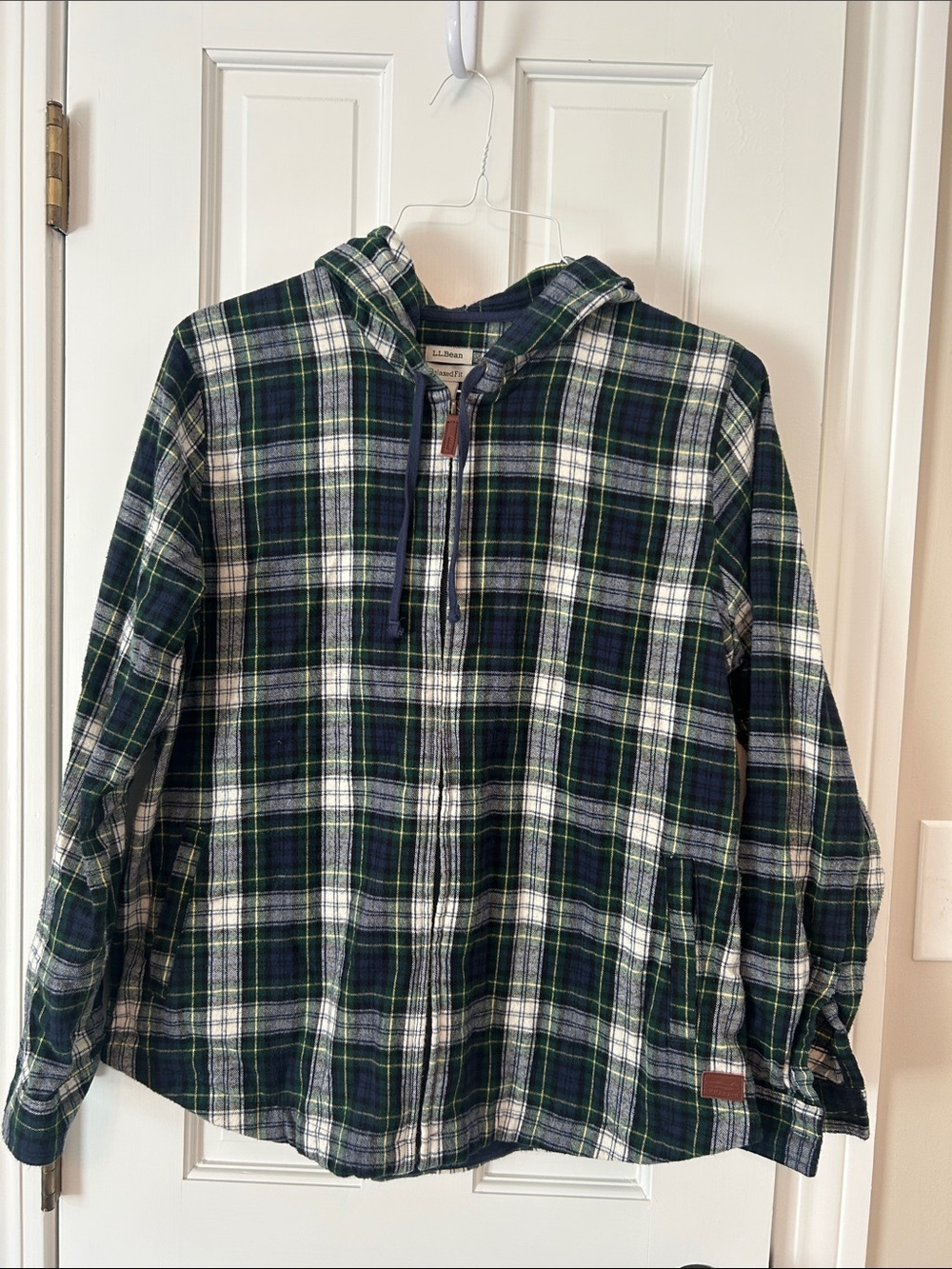Women’s L.L. Bean Navy Scotch Plaid Hooded Flannel Zip Shirt